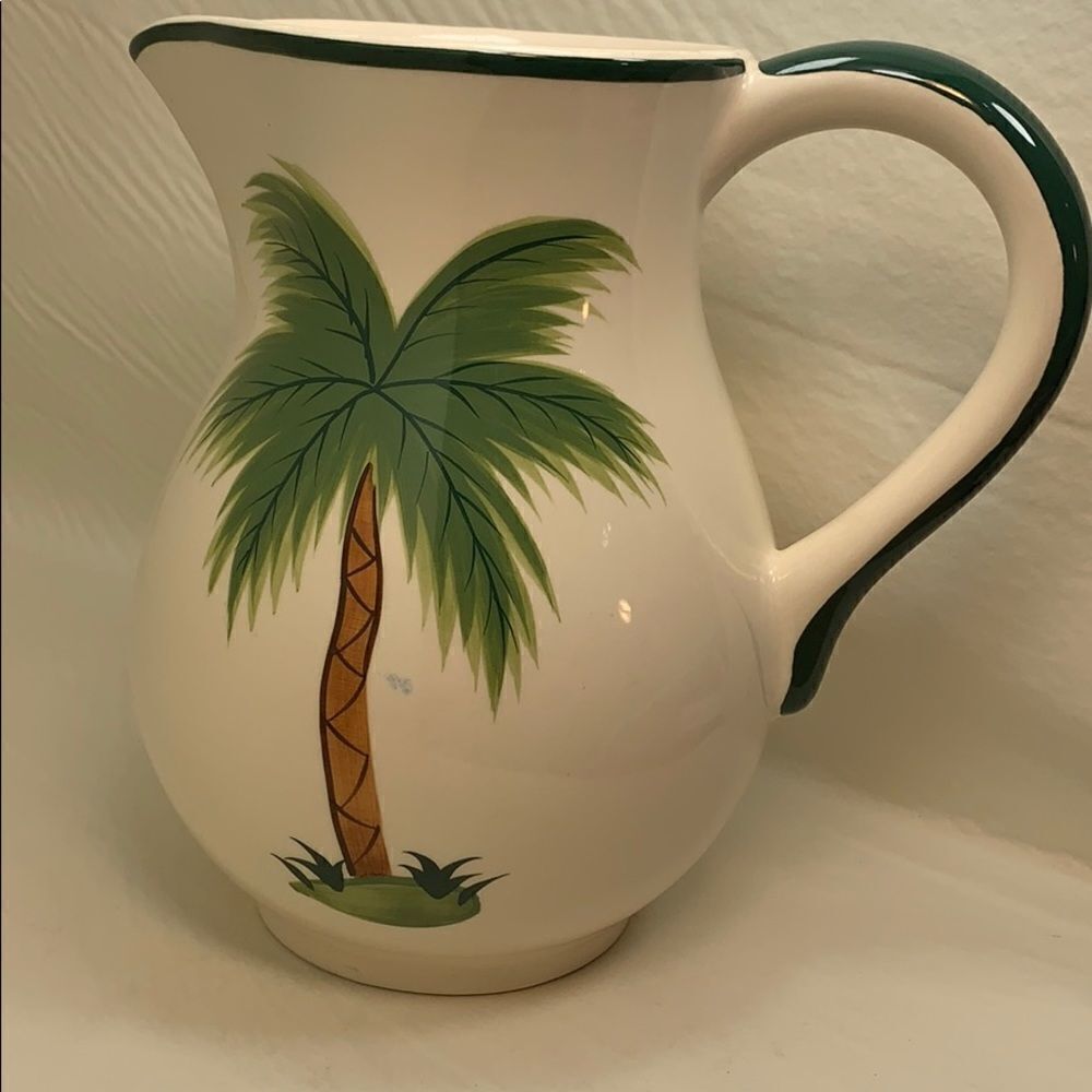 Le Gourmet Chef Palm Tree Pitcher